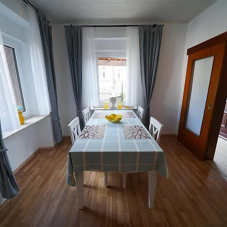 Haus Daniela Oberstadt Apartman