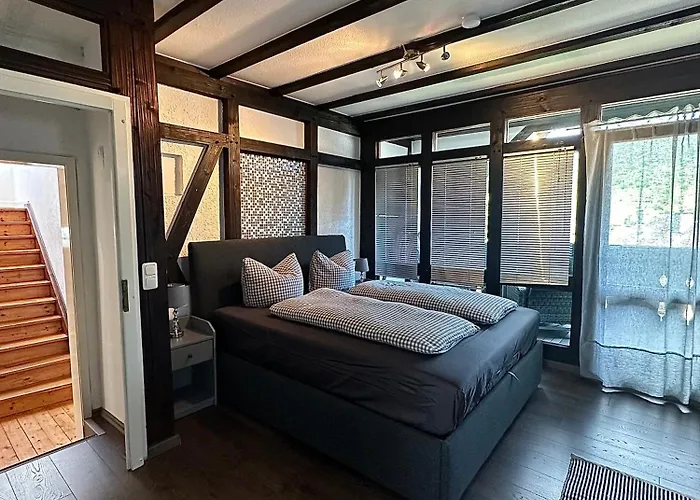 Haus Daniela Oberstadt アパート コッヘム