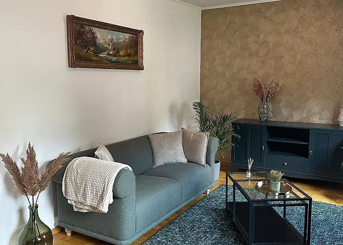 Haus Daniela Oberstadt アパート コッヘム