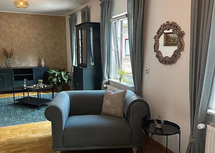 Haus Daniela Oberstadt アパート コッヘム